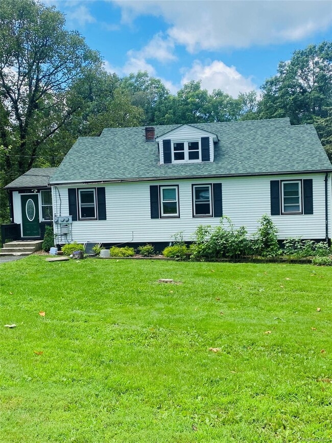 Building Photo - 225 Colden Hill Rd