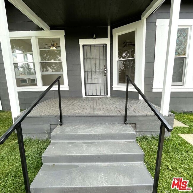 Foto del edificio - 1224 Lincoln St