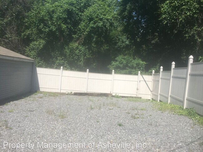 Foto del edificio - 3 br, 1 bath House - 83 East Street