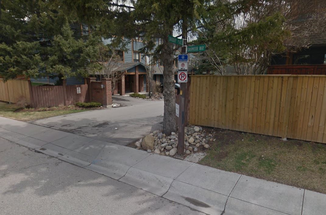 Building Photo - 3 Bed 1.5 Bath Unit in Calgary, AB