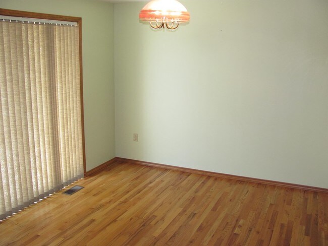Foto del edificio - 8622 N Valerie St