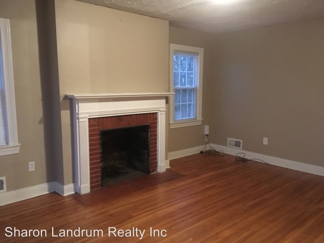 Building Photo - 3 br, 1.5 bath House - 6709 Fegenbush Lane