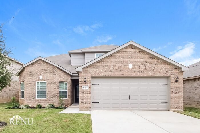 Foto principal - 10429 Sweetwater Creek Dr