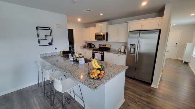 Foto del edificio - 120 Paddock Glen Dr