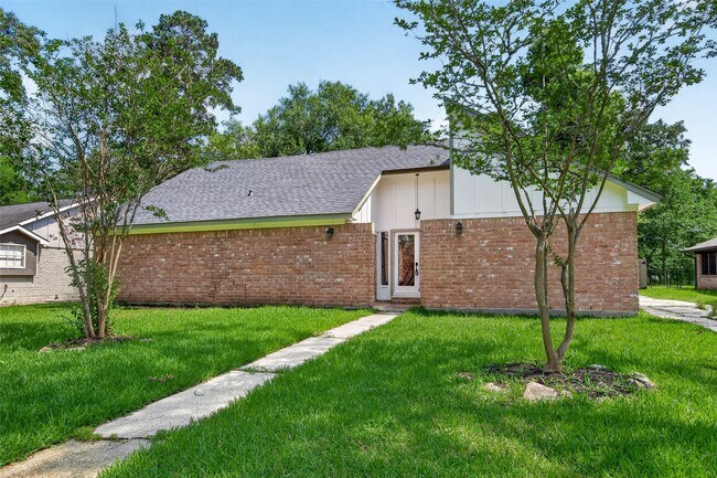 Building Photo - 1834 Shadow Rock Dr