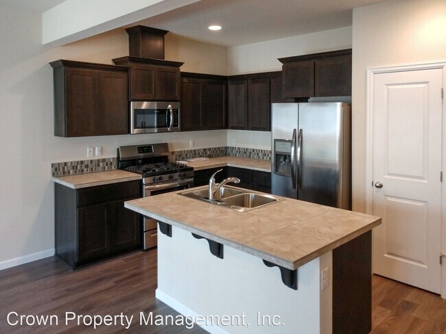Foto del edificio - 3 br, 2.5 bath House - 5720 Joynak St S