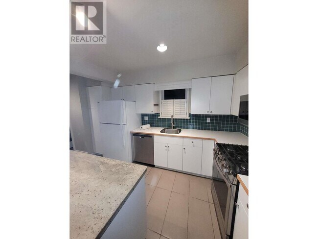 Photo du bâtiment - 2658 W 34th Ave