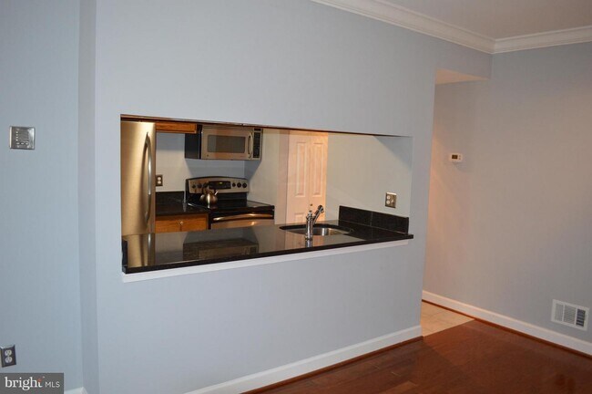 Foto del edificio - 1322 Rhode Island Ave NW