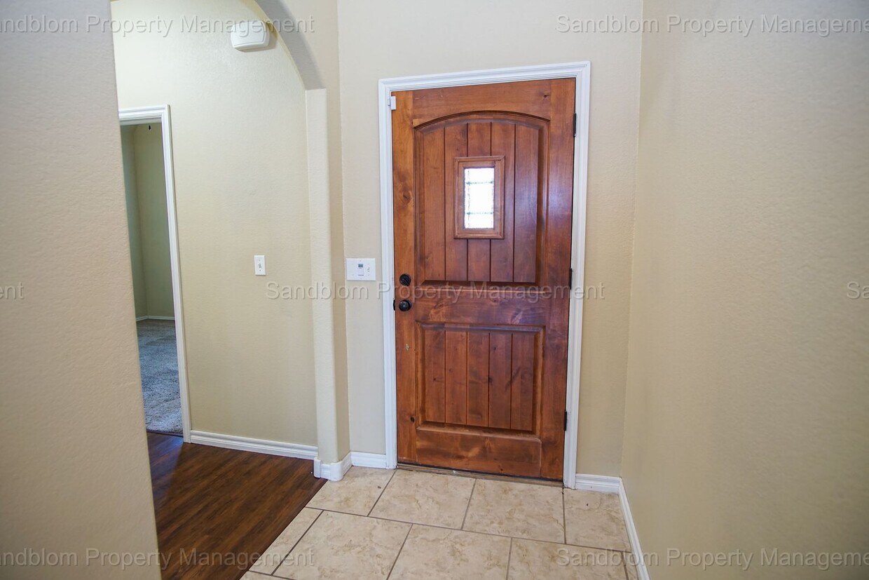 Primary Photo - FOR LEASE | Broken Arrow | 3 Bed, 2 Bath H...
