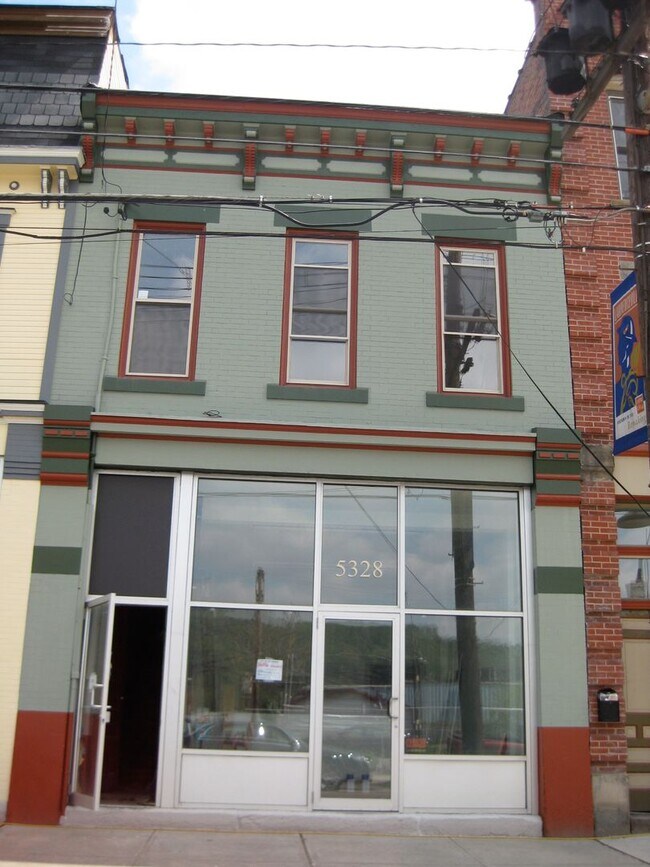 Building Photo - 5328-5330 Butler St