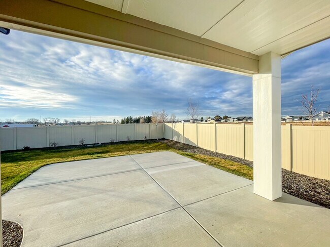 Foto del edificio - 6273 S Binky Ave