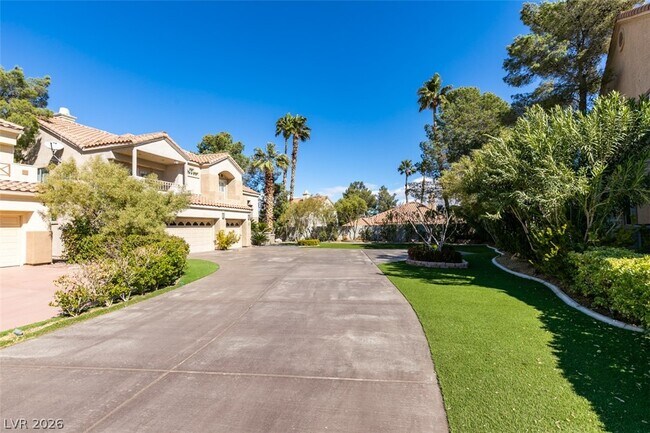 Foto del edificio - 54 Grossinger Ct