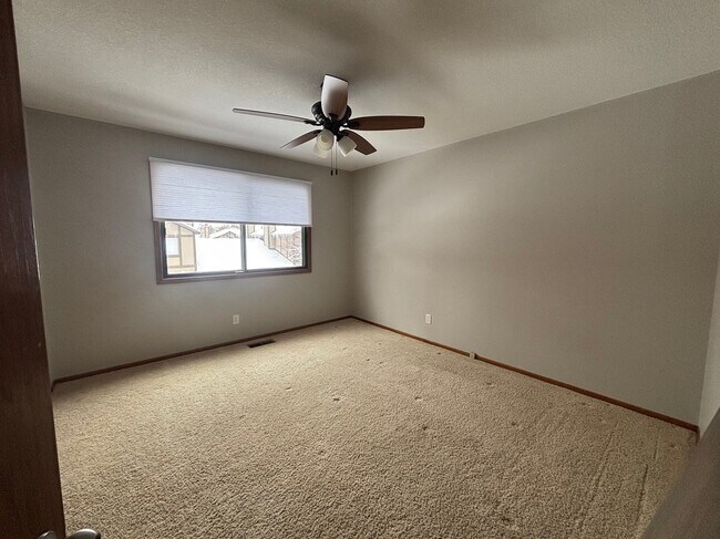 Building Photo - 11532 Carriage Ct