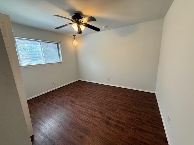 Building Photo - 2331 Campden Dr
