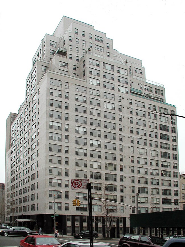 Building Photo - Morad Executive
