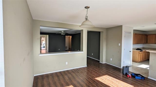 Building Photo - 5940 Ridge Lake Dr
