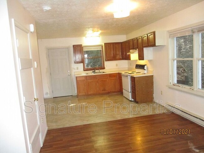 Foto del edificio - 212 S Winchester Ave