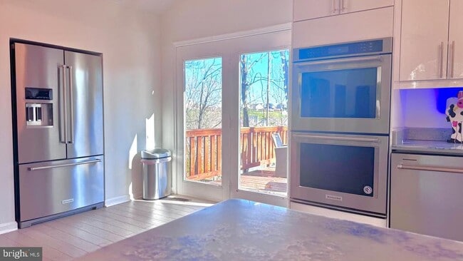 Building Photo - 7011 Fox Chase Rd