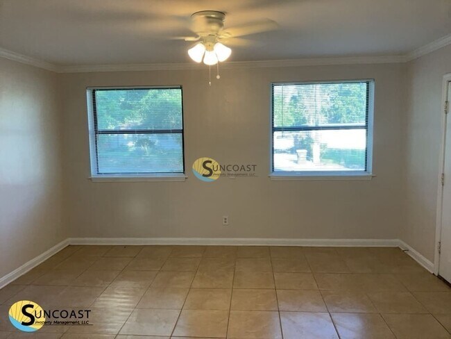 Foto del edificio - 3721 Colebrooke Dr