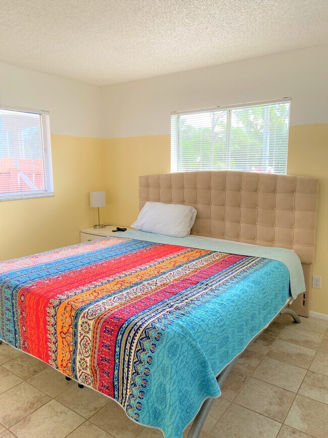 Foto del edificio - 17256 Whitewater Ct