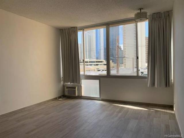 Foto principal - 1682 Kalakaua Ave