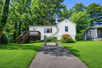 Building Photo - 3469 Glen Rd