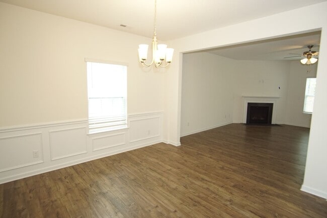 Building Photo - Hardin Valley 4br+bonus room!
