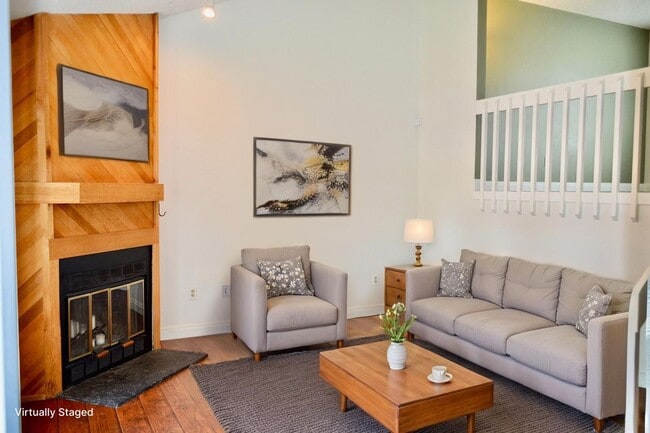 Foto del edificio - Evolve Real Estate: Spacious 3 Bed 3 bath ...
