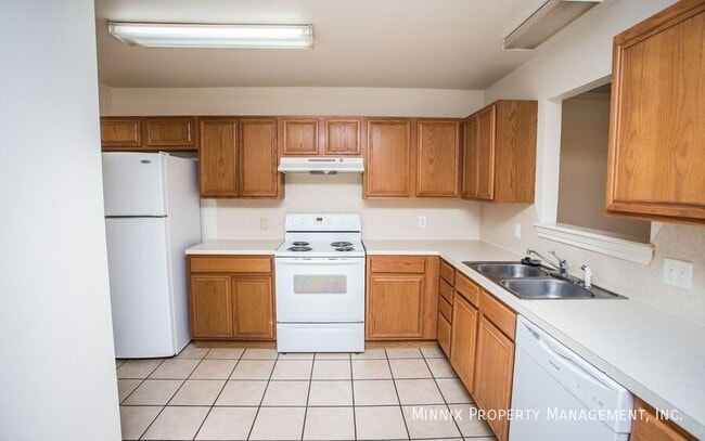 Foto del edificio - 906 N Belmont Ave