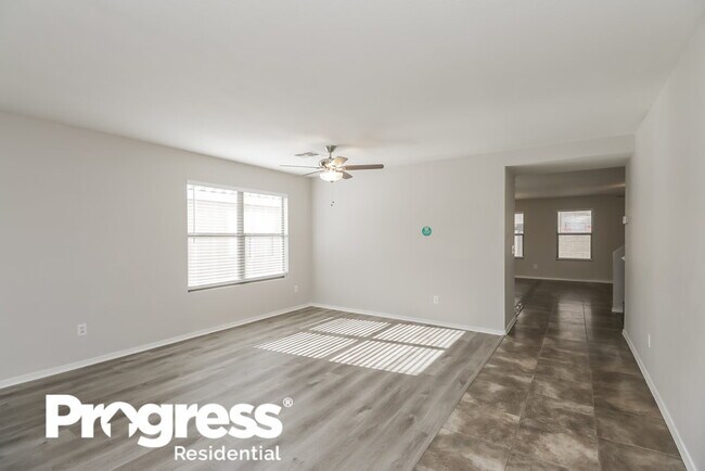 Foto del edificio - 6134 S Bell Pl