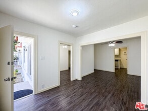 Building Photo - 4517 Franklin Ave