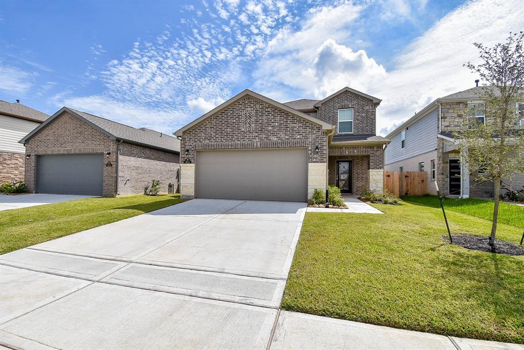 Primary Photo - 5822 Quest Valley Dr