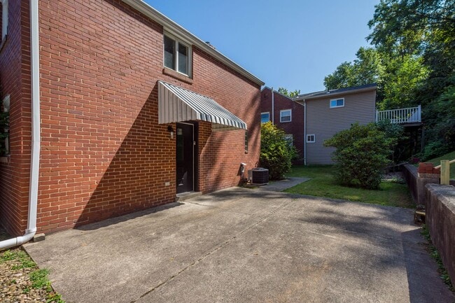 Building Photo - 5744 Poketa Rd
