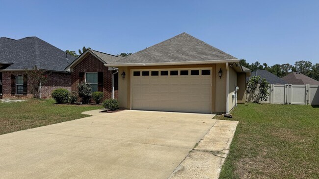 Foto del edificio - 111 Old Outpost Rd