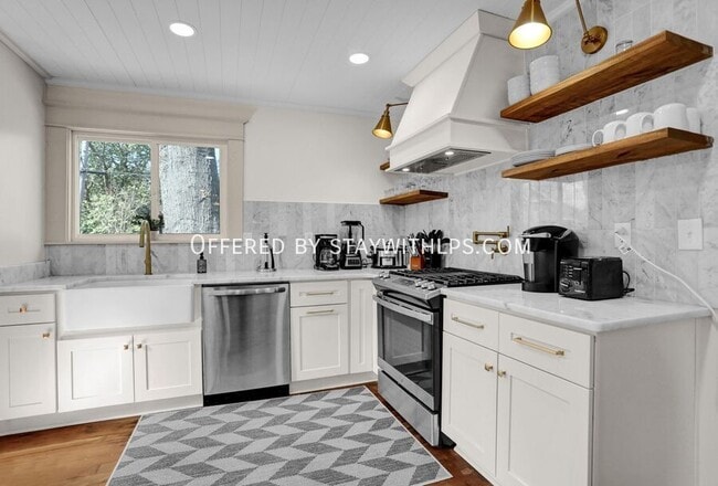 Foto del edificio - 397 Angelus St