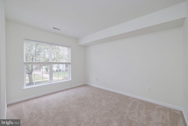 Building Photo - 21015 Kittanning Ln