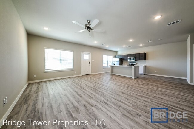 Building Photo - 4 br, 2.5 bath House - 4701 Gold Rush Way