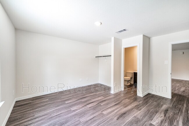 Building Photo - 1601 21st St
