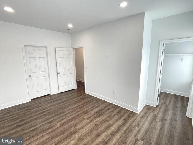 Foto del edificio - 26 S State St