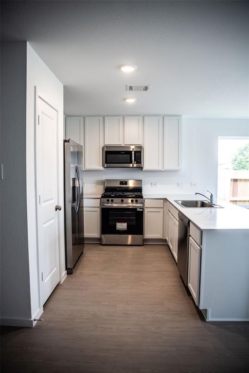 Building Photo - 10288 Prairie Dunes Ln