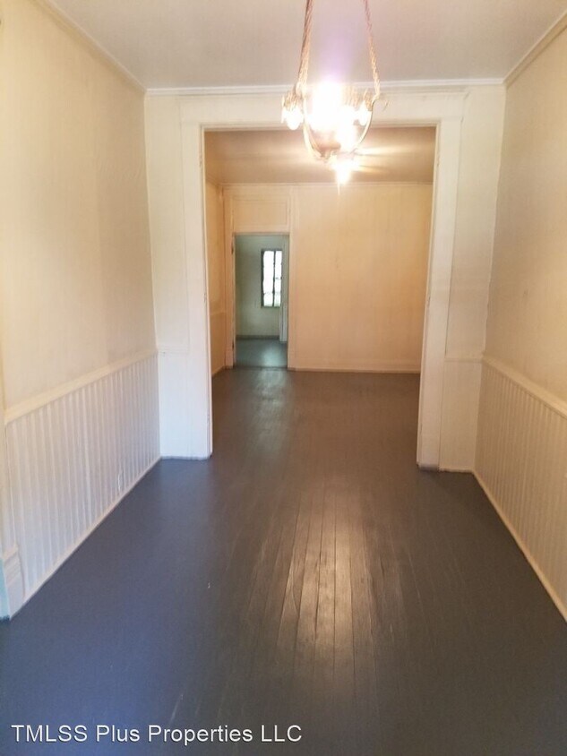 2 br, 1 bath House 3127 Vally St House Rental in Meridian, MS