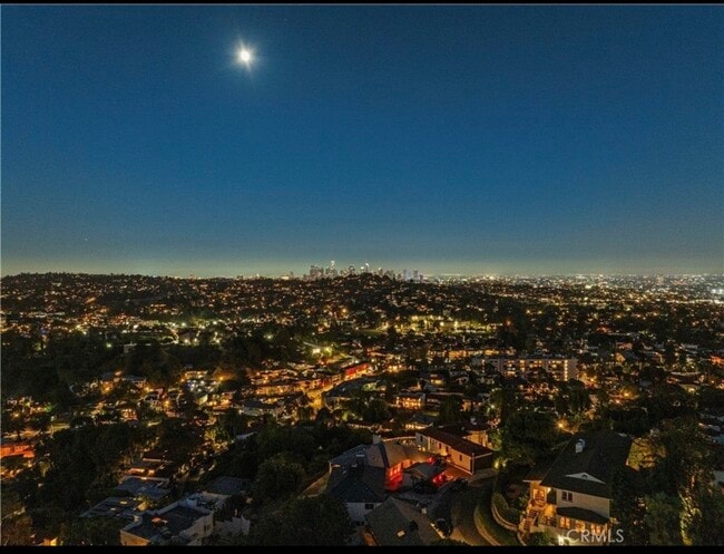 Building Photo - 3916 Carnavon Way