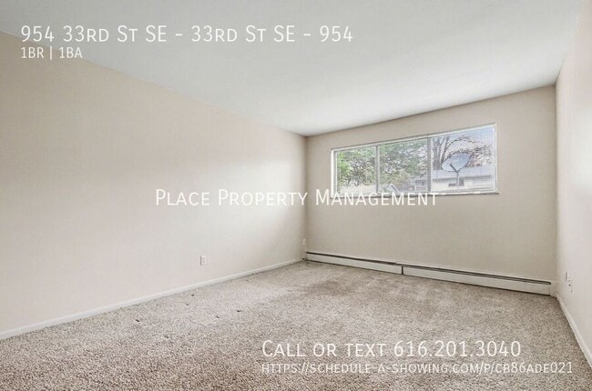 Building Photo - 954 33rd St SE