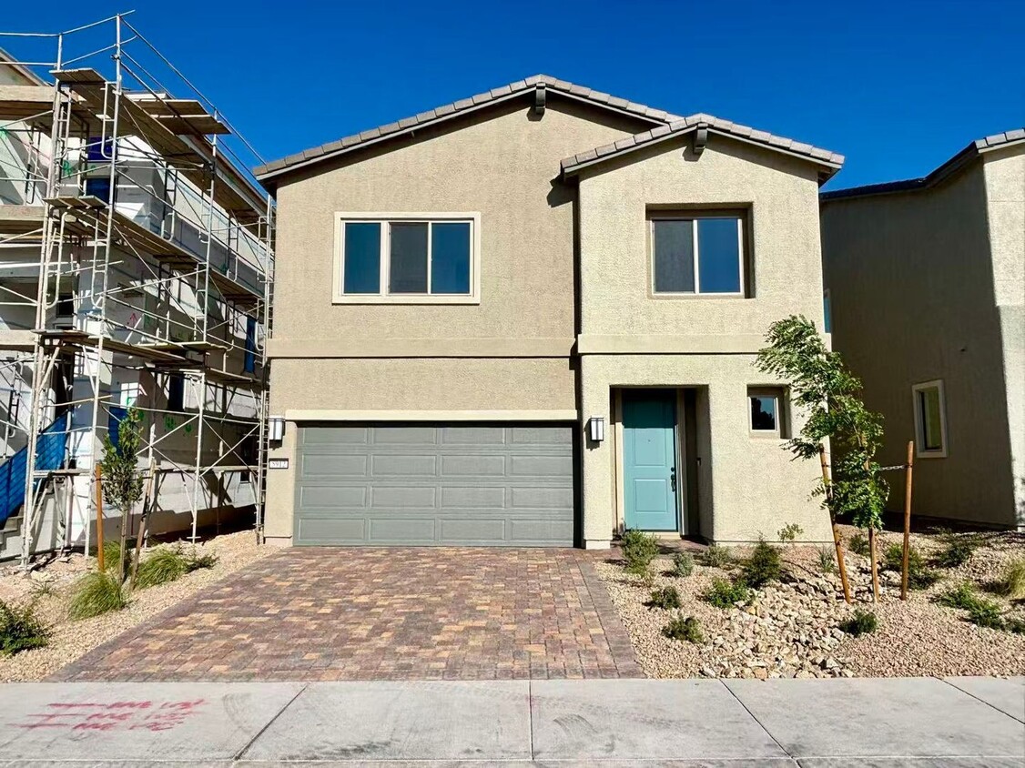 Primary Photo - Brand new construction, modern & spacious ...