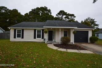 Building Photo - 121 Hunting Green Dr