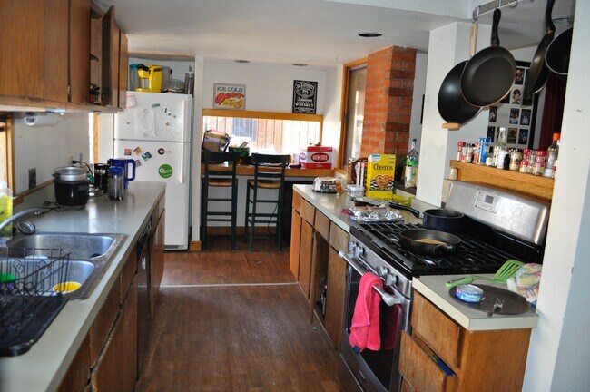 Cocina - 2129 Grove Cir W