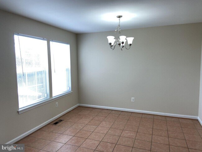 Building Photo - 519 Winters Ln
