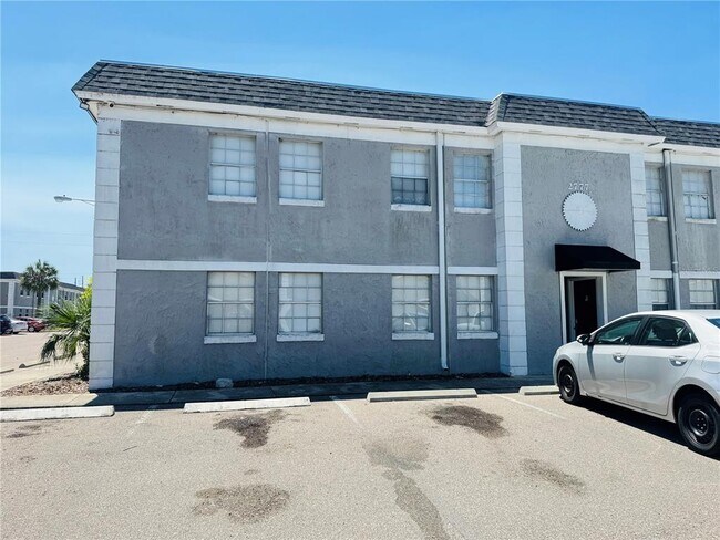 Building Photo - 2777 L B McLeod Rd