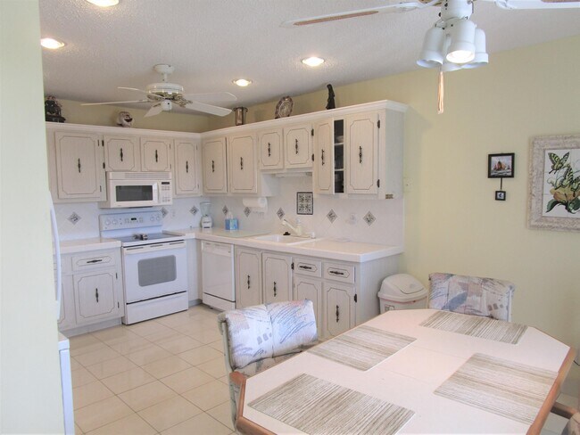 Foto del edificio - 1710 NW 18th Ave