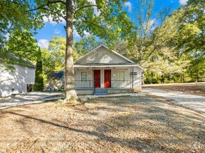Building Photo - 532 E Iredell Ave